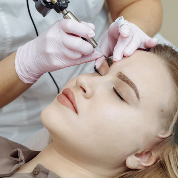 Hình ảnh liệu trình Phun Xăm Chân Mày